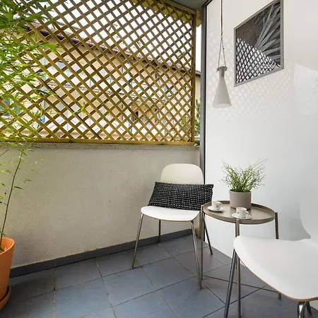 Przestronny Apartament Z Balkonem I Sypialnia By Renters Lejlighed